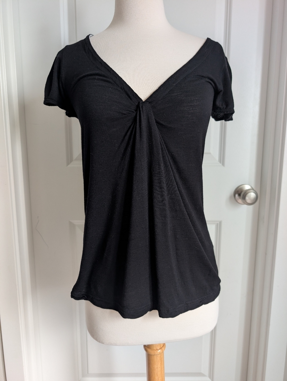 Vintage Burberry London Y2K Twist-Front Top - Picture 3 of 13
